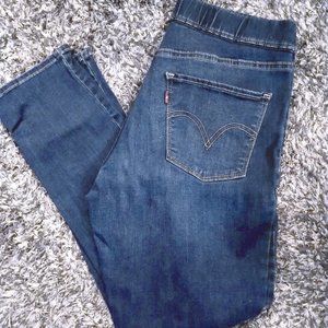 Levis cropped jeans